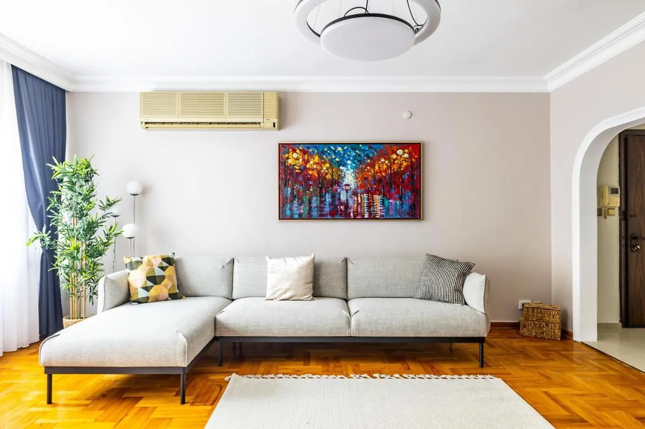 Chic Spacious Flat W Balcony 5 Min To Moda Coast Istanbul Turkey